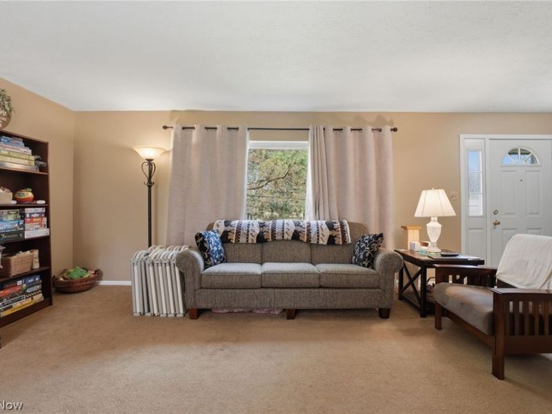 1876 Laurel Drive, Twinsburg, OH 44087 Photo 4