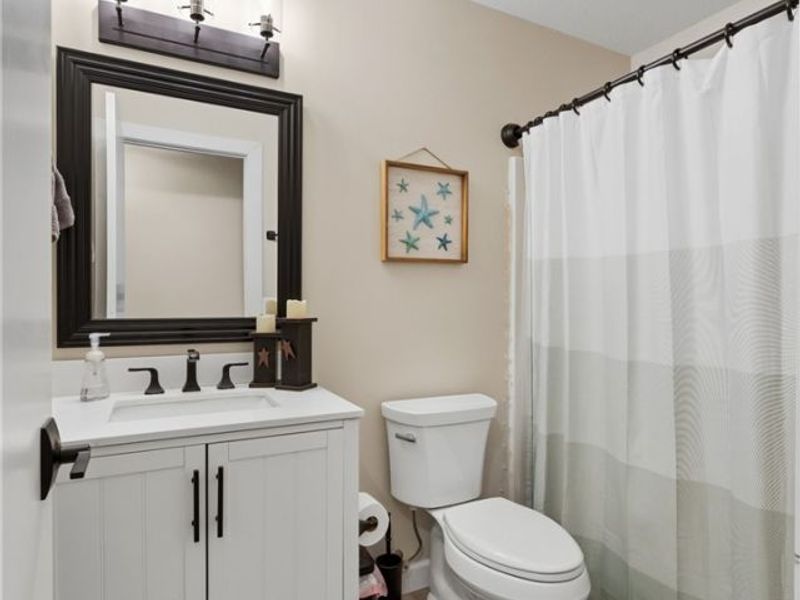 8863 Lynnpark Street NE, Alliance, OH 44601 Photo 24