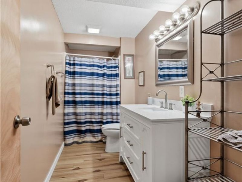 8863 Lynnpark Street NE, Alliance, OH 44601 Photo 30