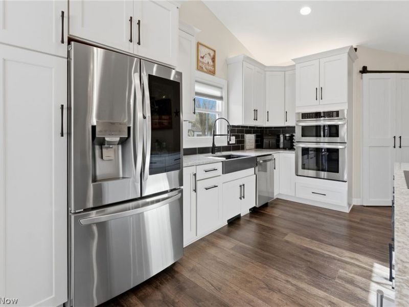 8863 Lynnpark Street NE, Alliance, OH 44601 Photo 9