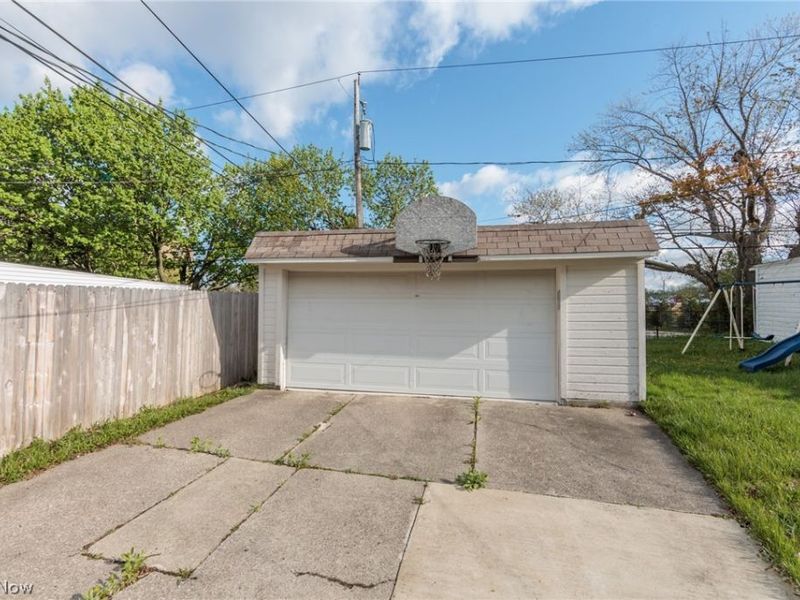 4441 Baintree Road, University Heights, OH 44118 Photo 48