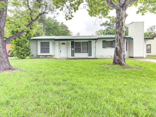 1523 Weyford DR , Austin, TX 78757