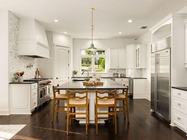 7825 Lynchburg DR, Austin, TX 78738