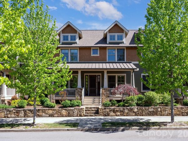 4 Fitzgerald Road, Black Mountain, NC 28711