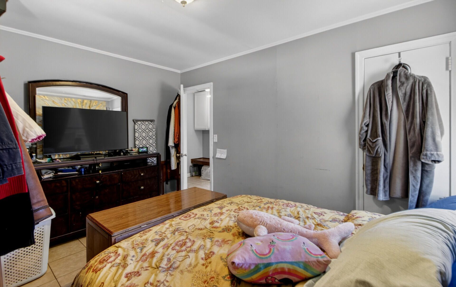 307 Thompson Street Photo 21