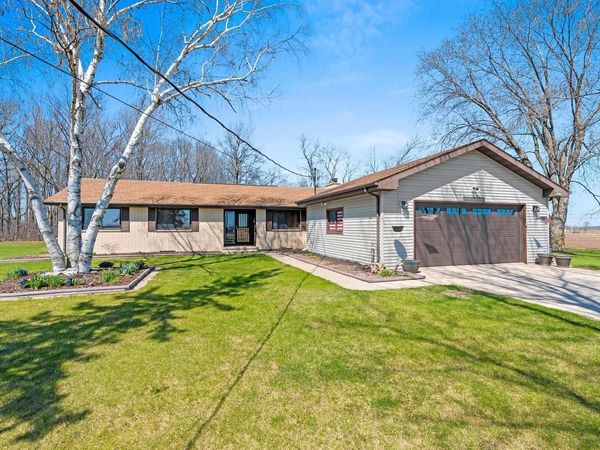 W4964 HWY 10, Menasha, WI 54952