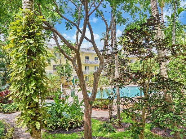 150 NE 15th Ave , Unit 235, Fort Lauderdale, FL 33301