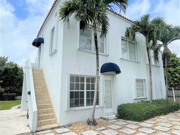 5116 SW 57th Ave , Unit (upstairs), Miami, FL 33155