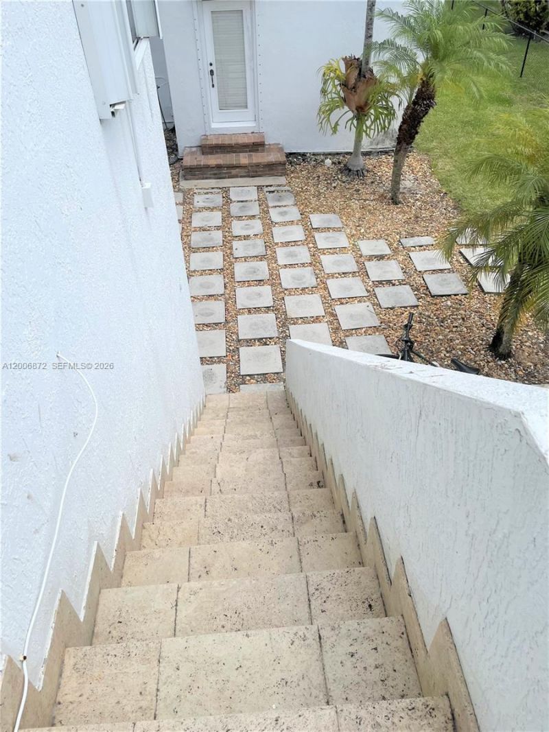 5116 SW 57th Ave, Unit B, Miami, FL 33155 Photo