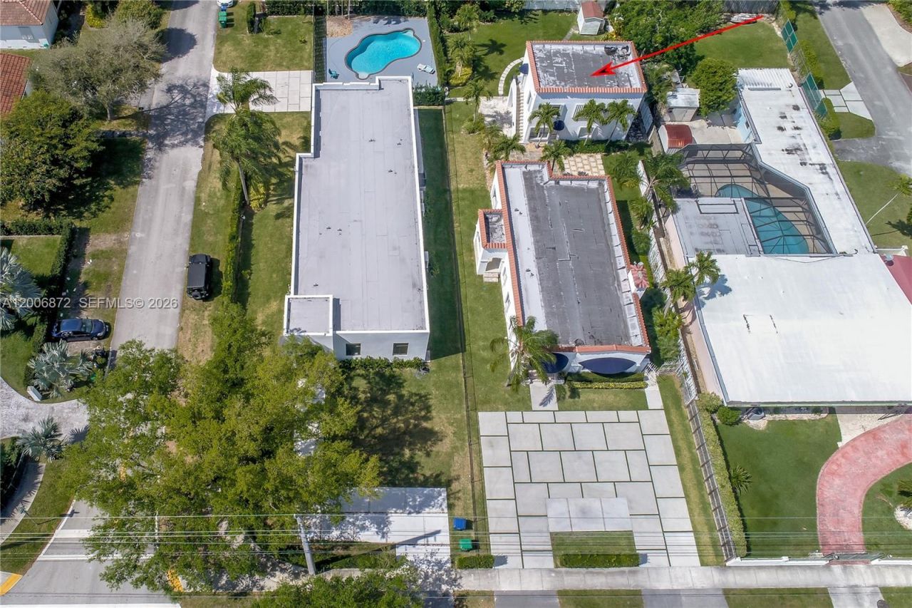 5116 SW 57th Ave, Unit B, Miami, FL 33155 Photo