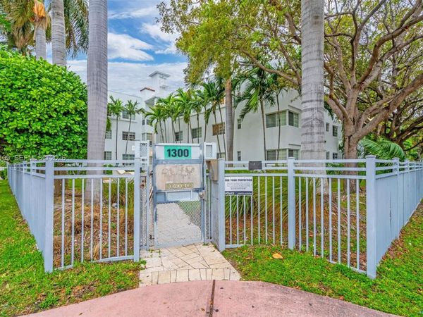 1300 Pennsylvania Ave , Unit 209, Miami Beach, FL 33139