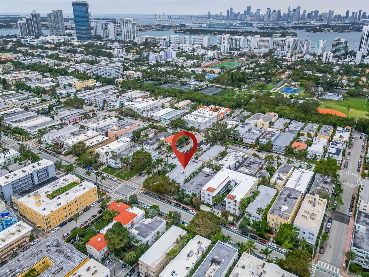 1300 Pennsylvania Ave, Unit 209, Miami Beach, FL 33139 Photo