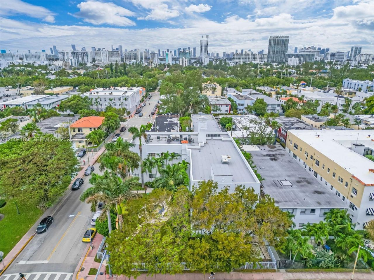 1300 Pennsylvania Ave, Unit 209, Miami Beach, FL 33139 Photo