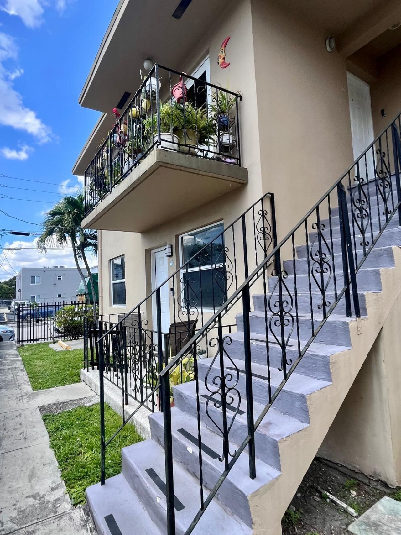 225 SW 18th Avenue, Miami, FL 33135 Photo