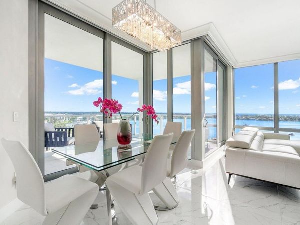 1 Water Club Way, Unit 1103, North Palm Beach, FL 33408