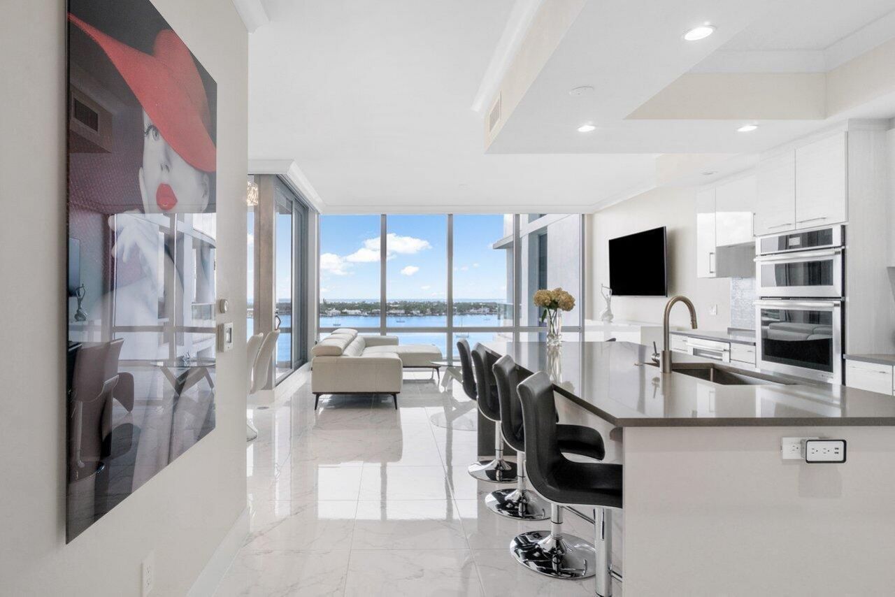 1 Water Club Way, Unit 1103, North Palm Beach, FL 33408 Photo