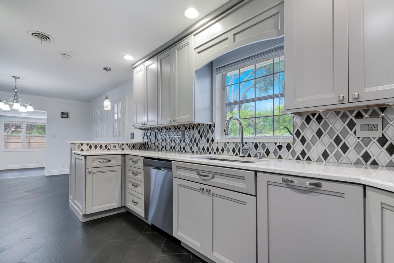 276 SW 7th Avenue, Boca Raton, FL 33486 Photo