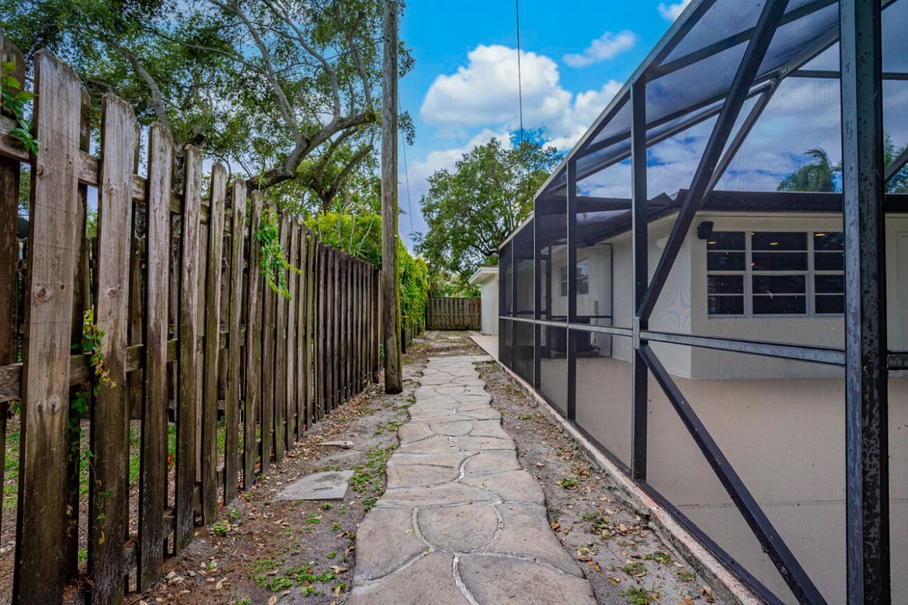 276 SW 7th Avenue, Boca Raton, FL 33486 Photo