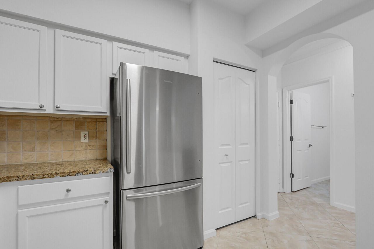 826 Dakota Drive, Unit 105, Jupiter, FL 33458 Photo