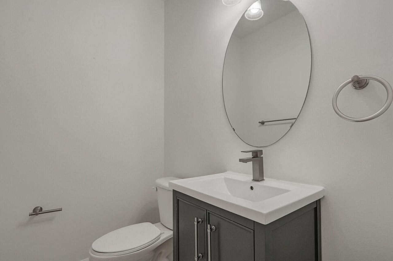 826 Dakota Drive, Unit 105, Jupiter, FL 33458 Photo