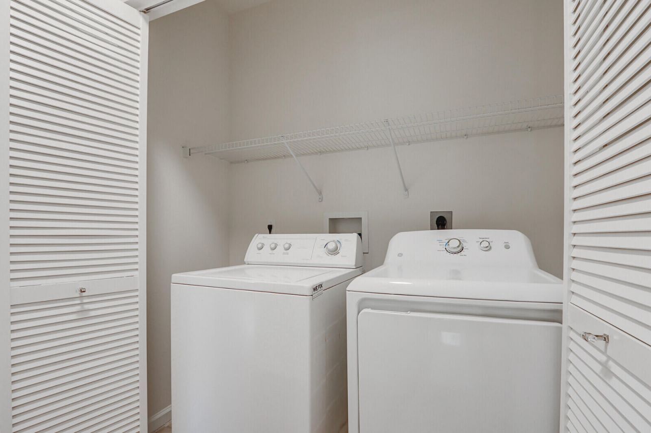 826 Dakota Drive, Unit 105, Jupiter, FL 33458 Photo