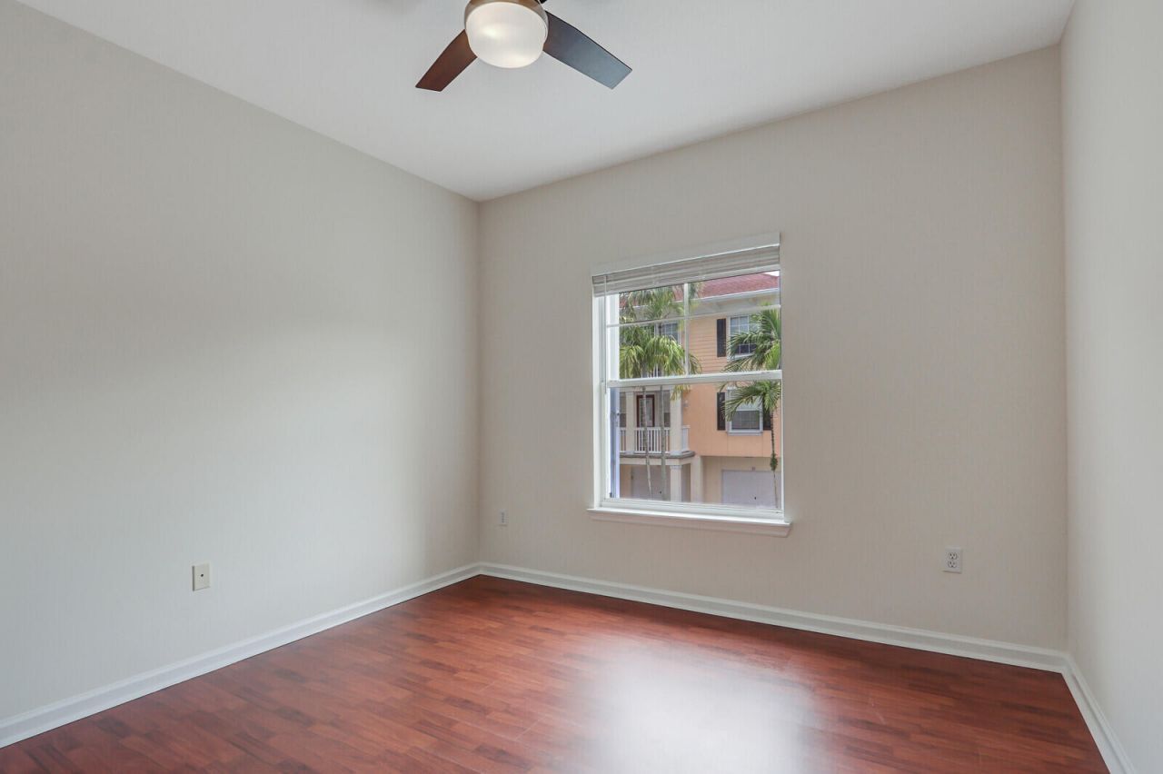 826 Dakota Drive, Unit 105, Jupiter, FL 33458 Photo