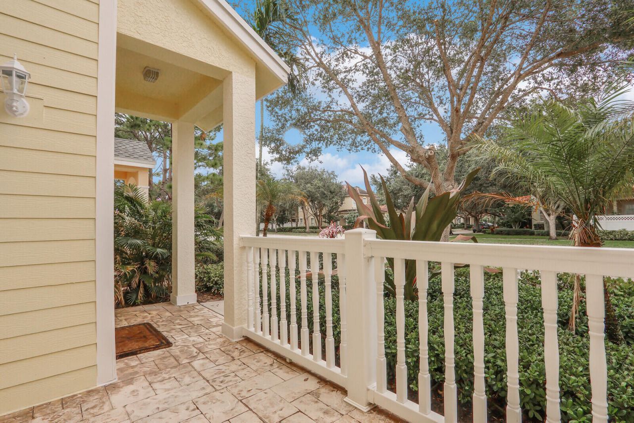 826 Dakota Drive, Unit 105, Jupiter, FL 33458 Photo