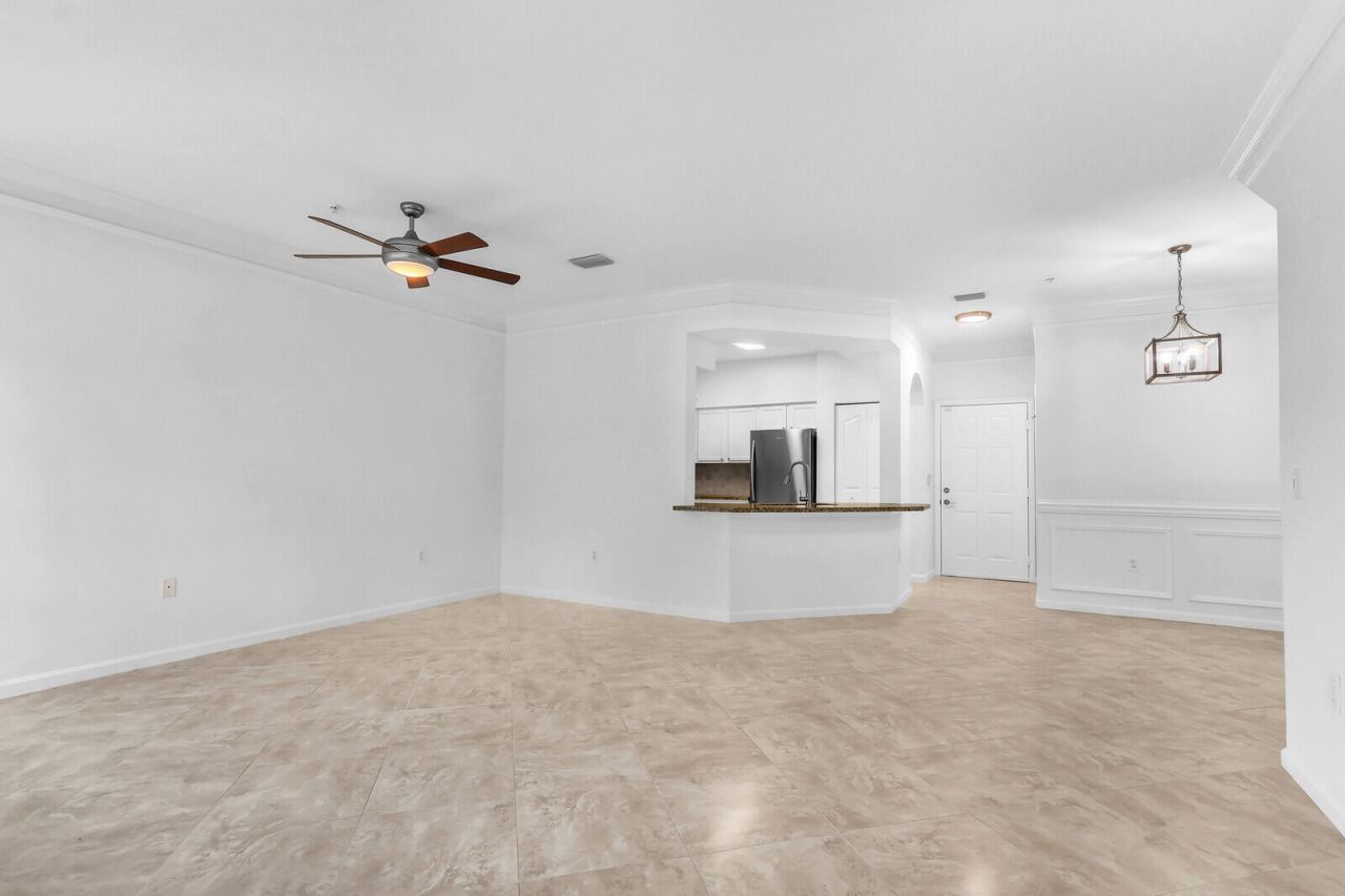 826 Dakota Drive, Unit 105, Jupiter, FL 33458 Photo
