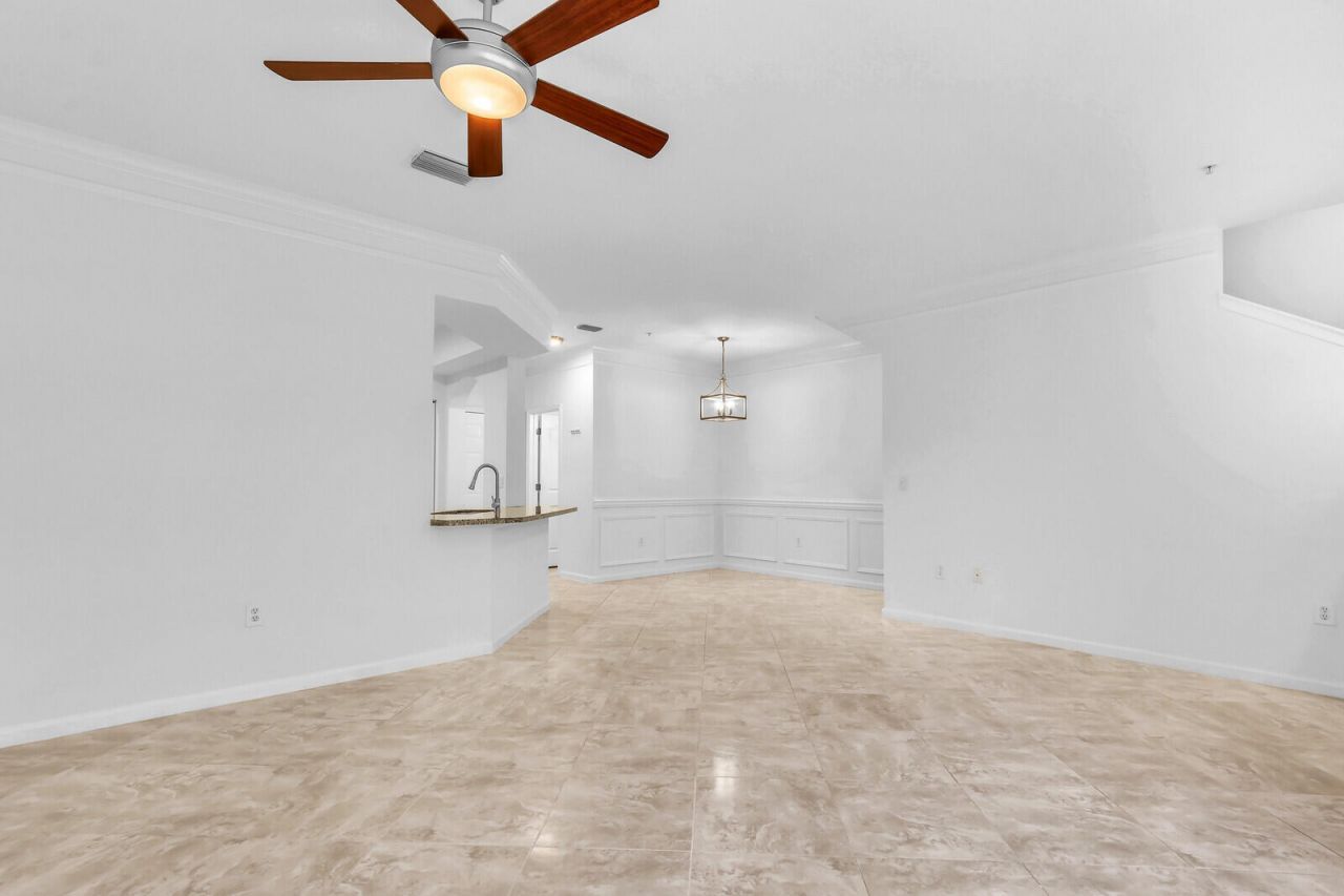 826 Dakota Drive, Unit 105, Jupiter, FL 33458 Photo