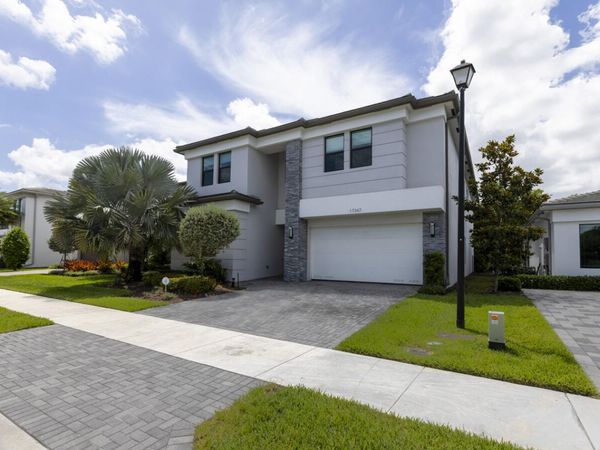 17347 Sparkling River Road, Boca Raton, FL 33496
