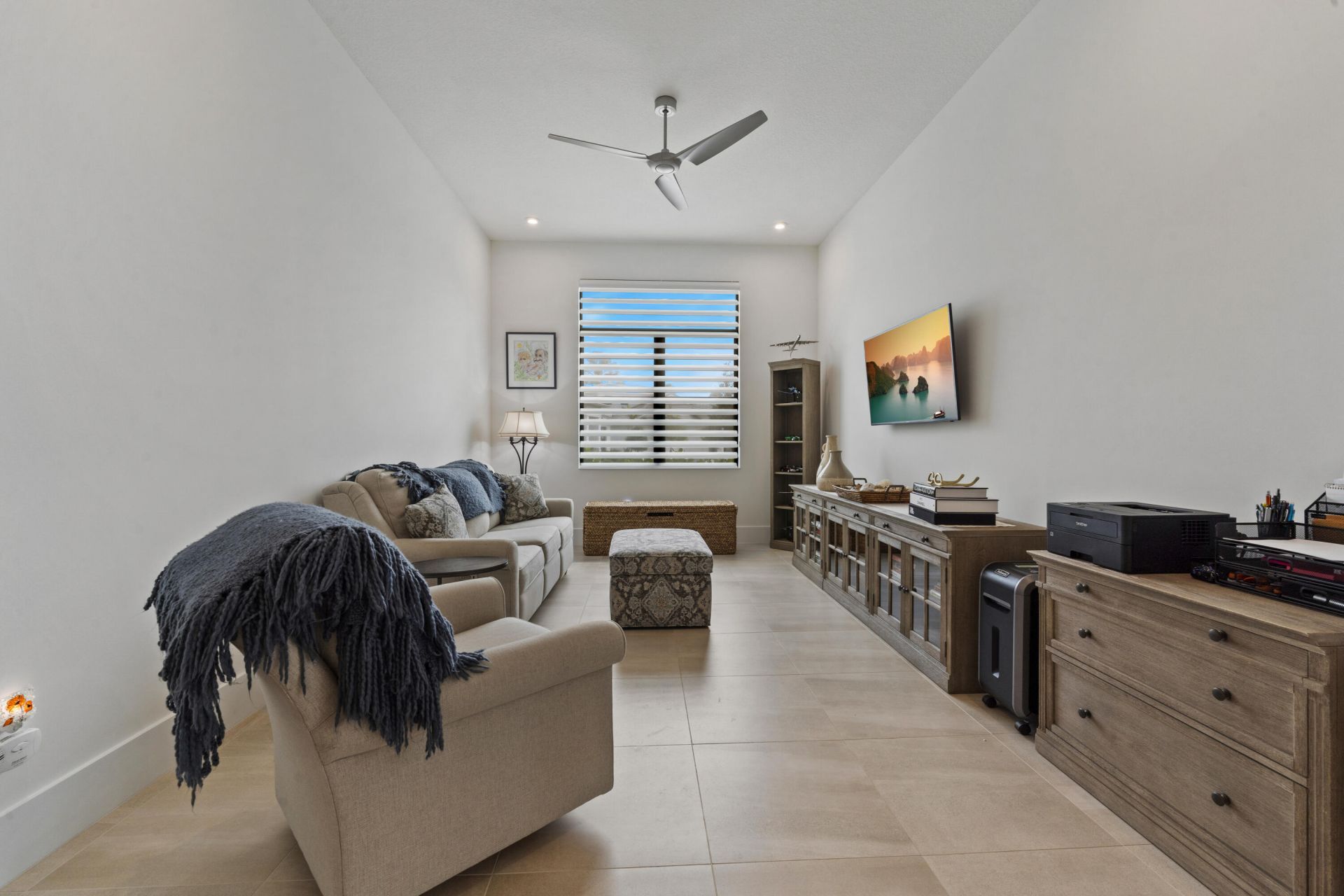 2044 SE Mosaic Boulevard, Port Saint Lucie, FL 34984 Photo