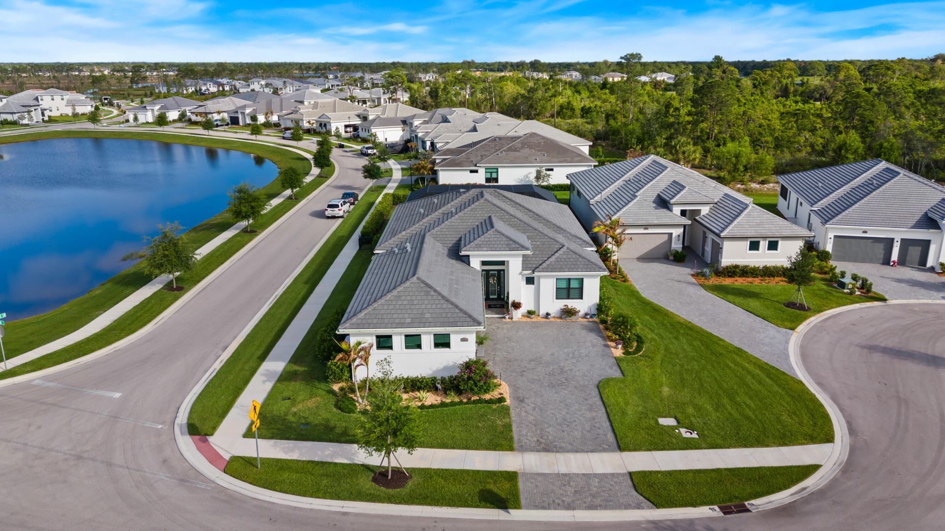 2044 SE Mosaic Boulevard, Port Saint Lucie, FL 34984 Photo