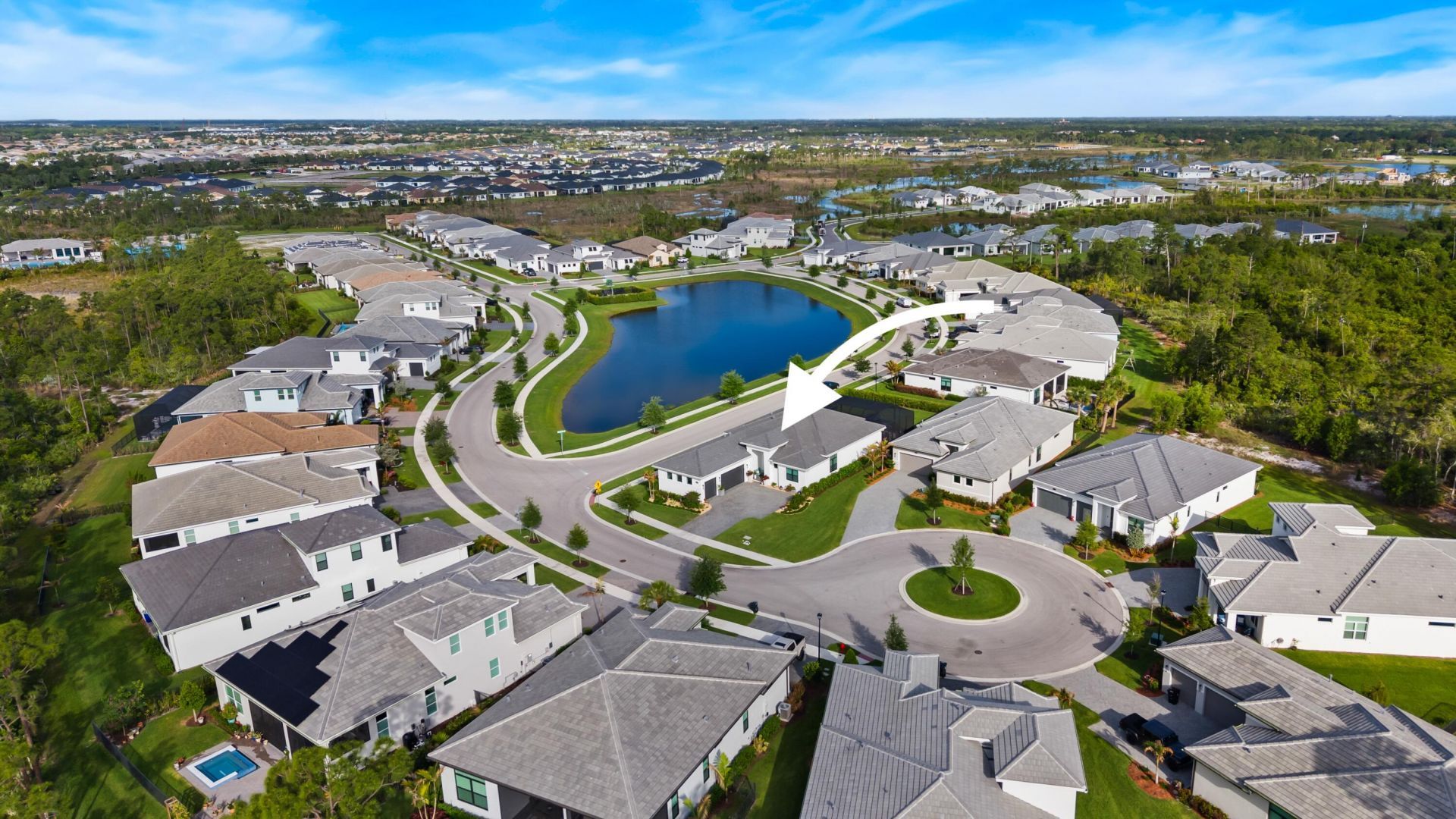 2044 SE Mosaic Boulevard, Port Saint Lucie, FL 34984 Photo