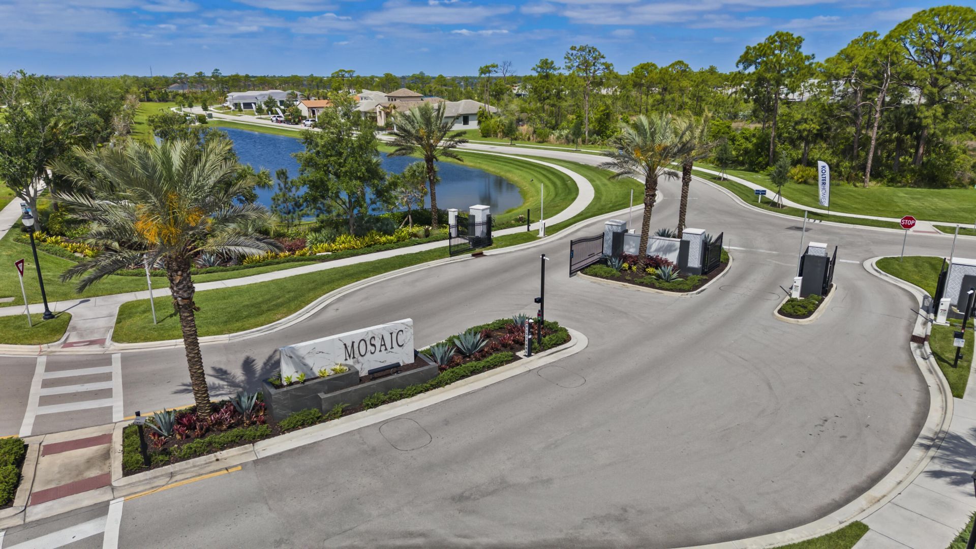 2044 SE Mosaic Boulevard, Port Saint Lucie, FL 34984 Photo