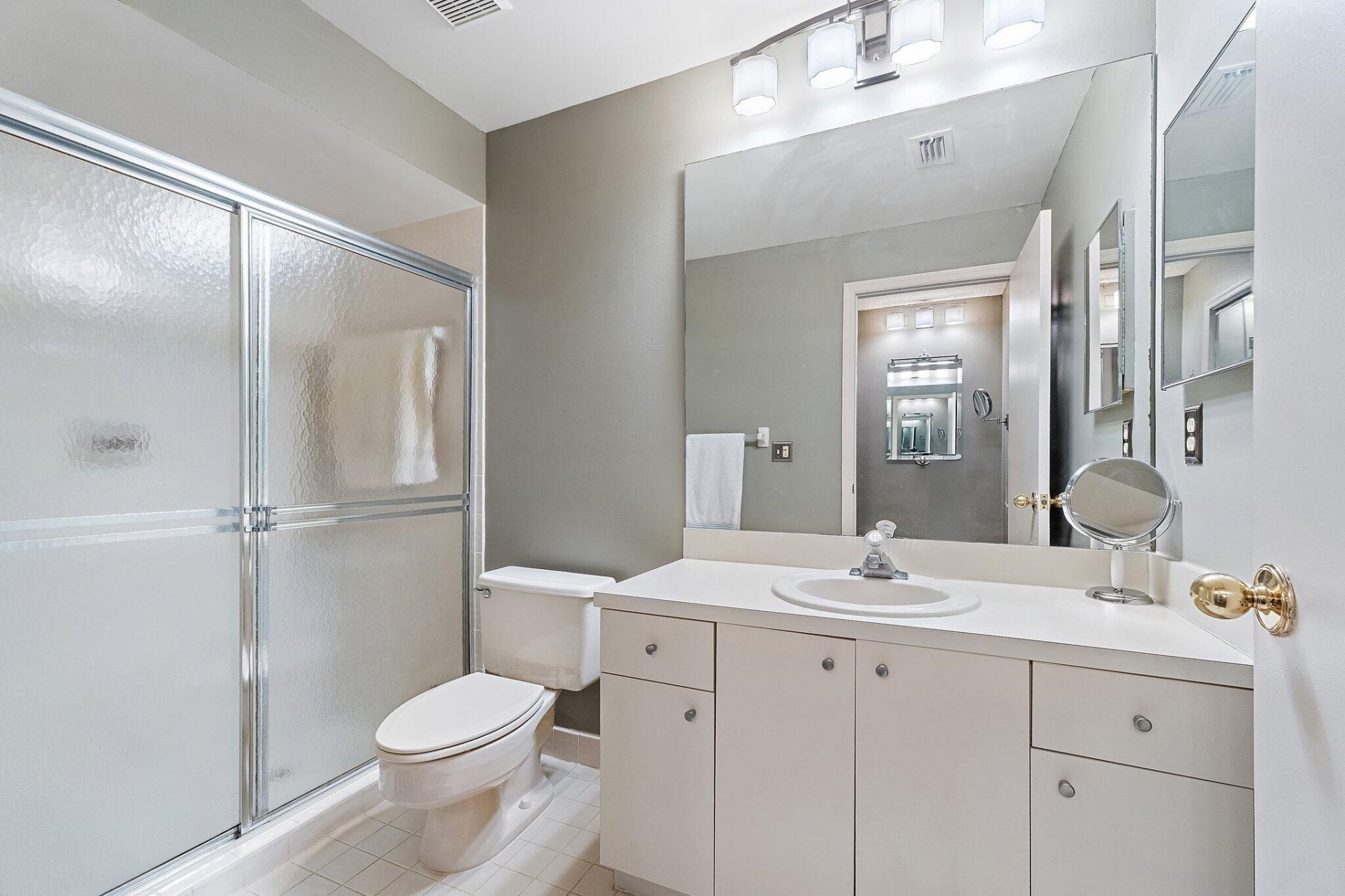 6503 SE Williamsburg Drive, Unit 104, Hobe Sound, FL 33455 Photo