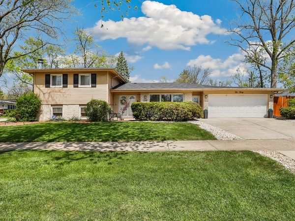 230 Hickory Street , Park Forest, IL 60466