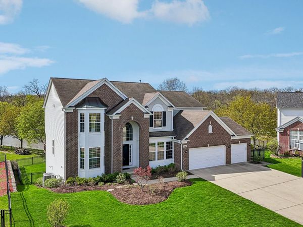 5 Orchid Court , Streamwood, IL 60107