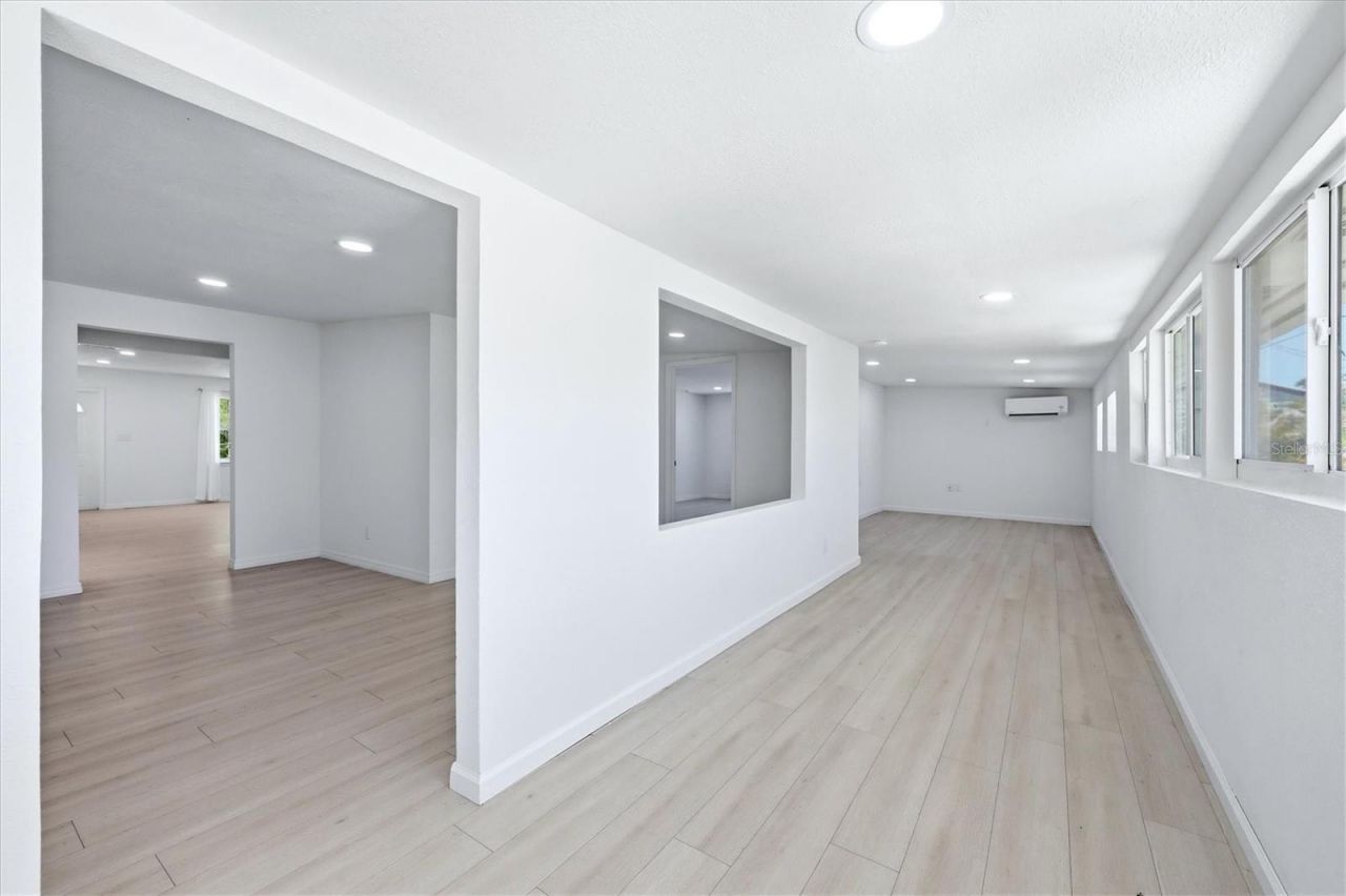 2901 Poplar Street , Sarasota, FL 34237 Photo