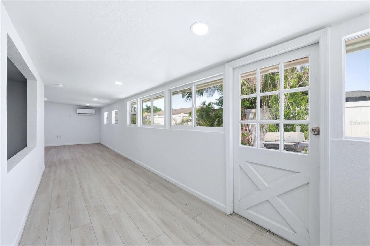 2901 Poplar Street , Sarasota, FL 34237 Photo
