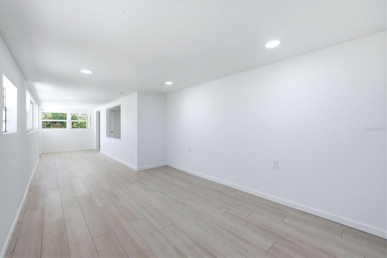 2901 Poplar Street , Sarasota, FL 34237 Photo