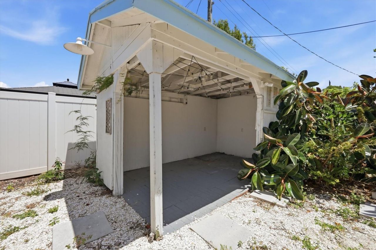 2901 Poplar Street , Sarasota, FL 34237 Photo