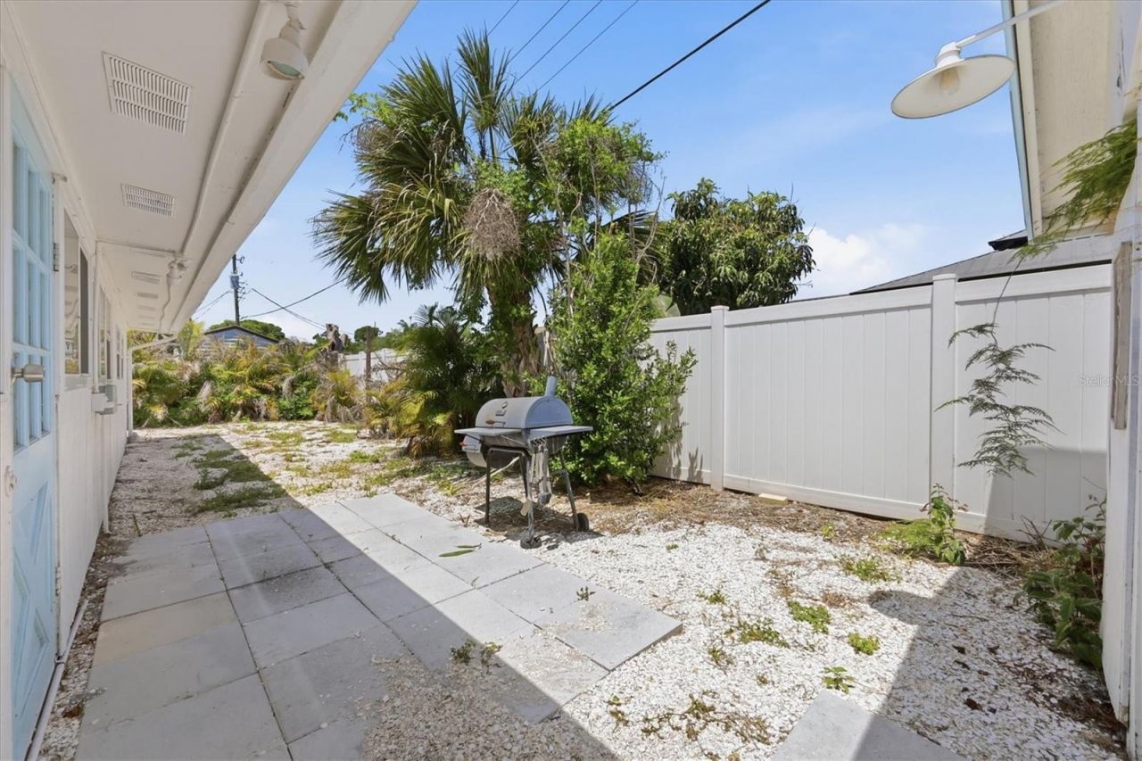 2901 Poplar Street , Sarasota, FL 34237 Photo