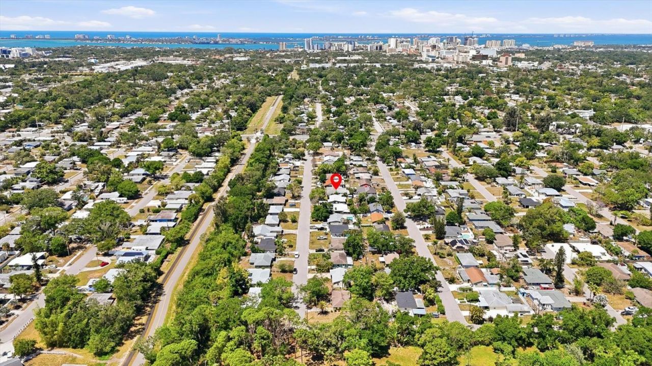 2901 Poplar Street , Sarasota, FL 34237 Photo