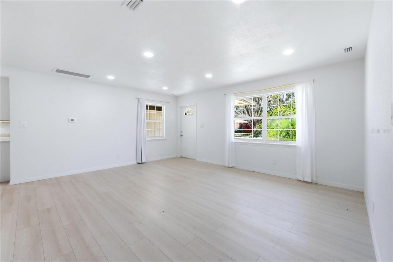2901 Poplar Street , Sarasota, FL 34237 Photo