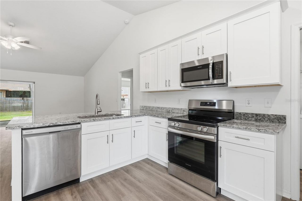 18175 Church Street , Groveland, FL 34736 Photo