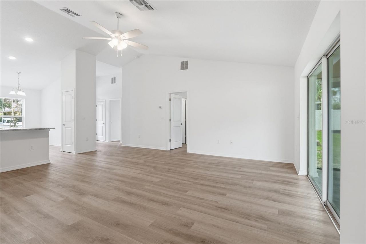 18175 Church Street , Groveland, FL 34736 Photo