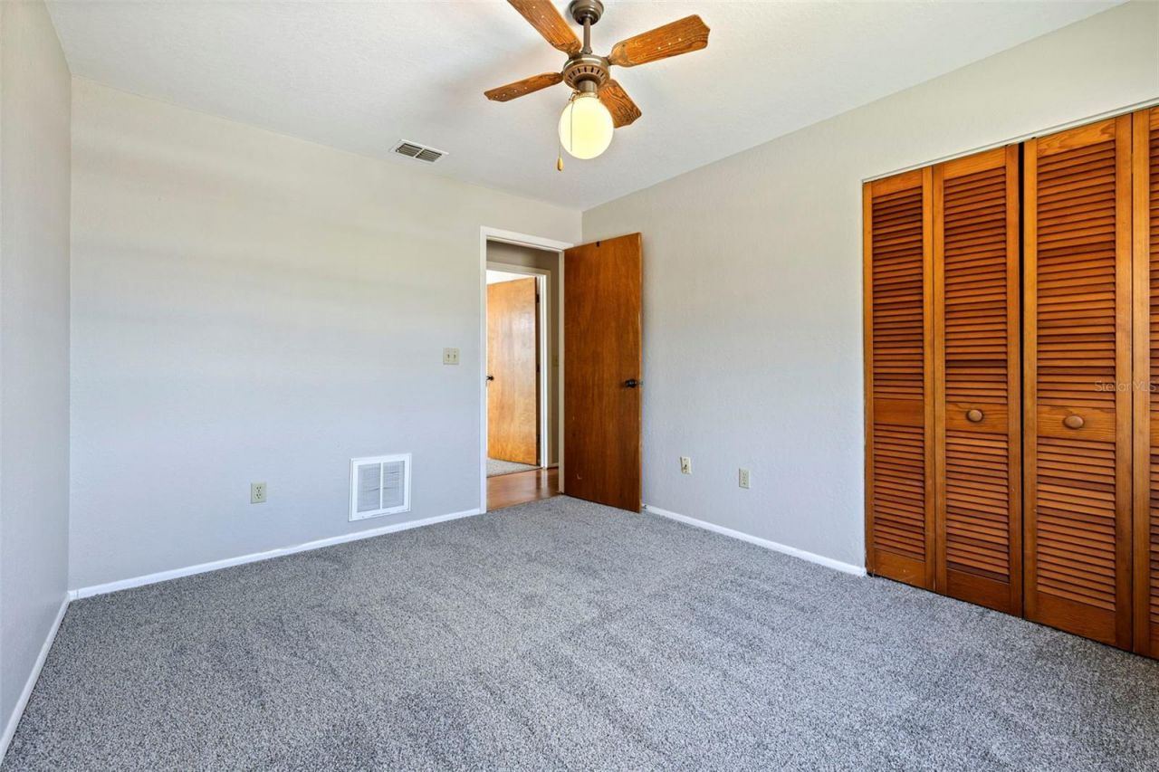 334 Crosswinds Drive, Palm Harbor, FL 34683 Photo