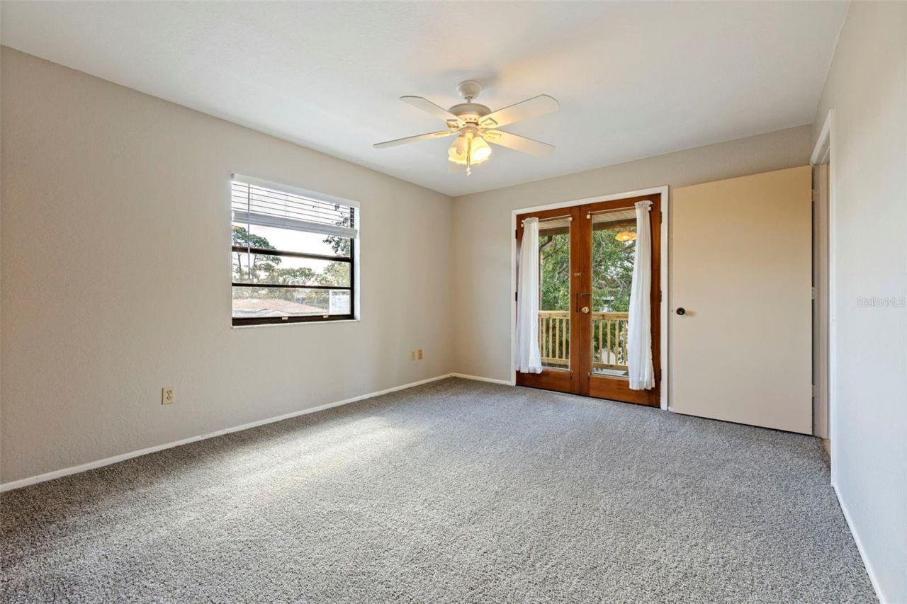 334 Crosswinds Drive, Palm Harbor, FL 34683 Photo