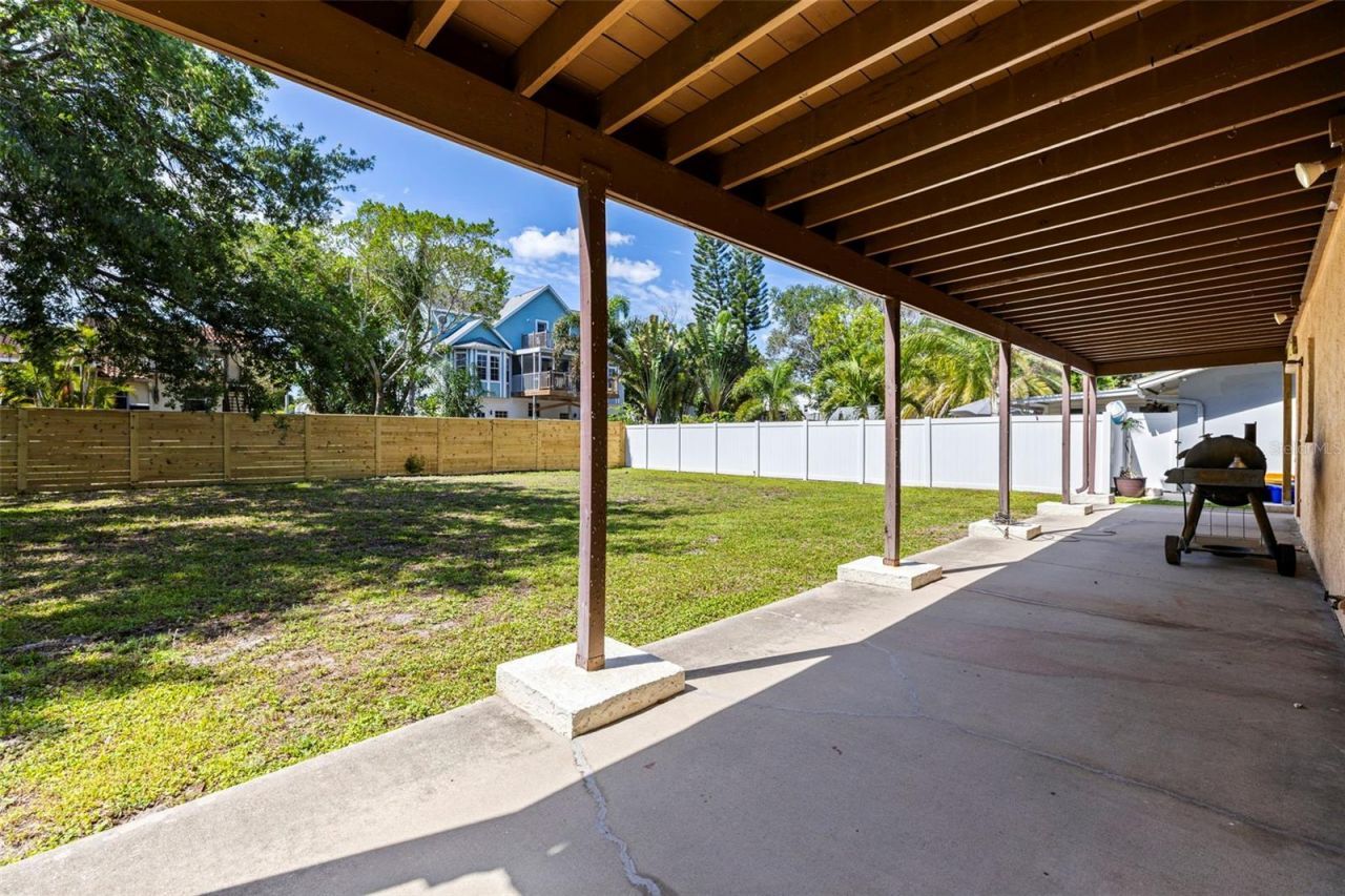 334 Crosswinds Drive, Palm Harbor, FL 34683 Photo