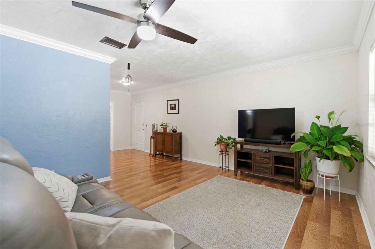 2419 36th Avenue N, Saint Petersburg, FL 33713 Photo